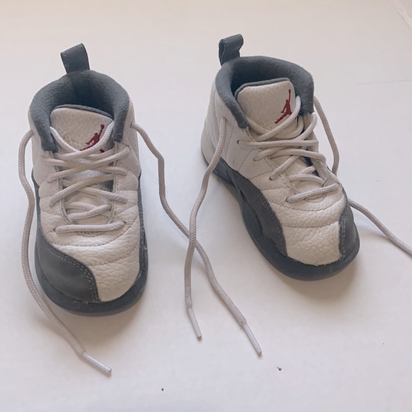 Jordans 12 dark gray - Picture 6 of 6